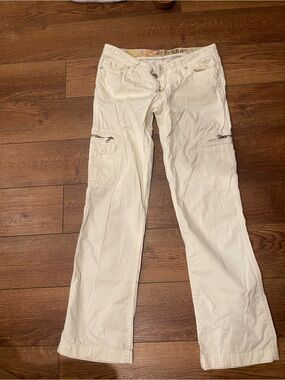 Women’s White Cargo Jeans - Classic Utility Style Z brand size 27